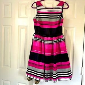 Establish 1962 Size 6 Pink & Black Dress